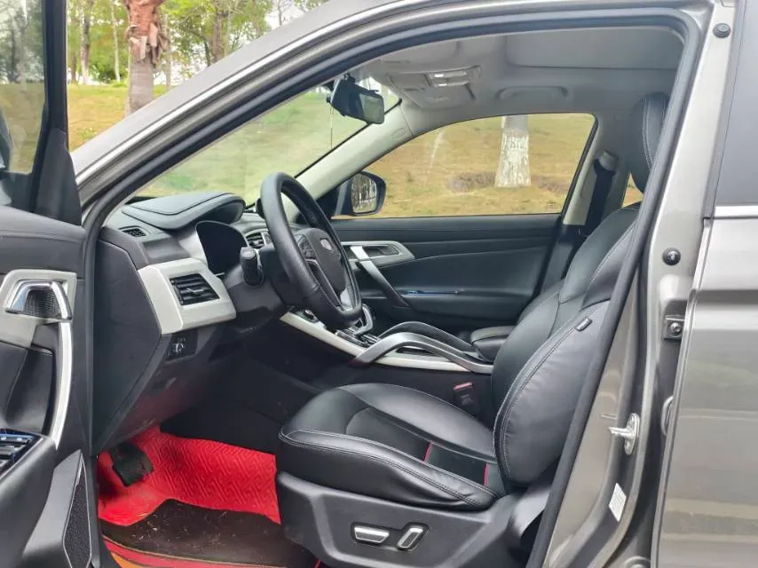 2020 Roewe i6 1.5T 169HP L4 7DCT,autocango,china used car exporter,china ev exporter,chinese used car exporter,chinese used ev exporter