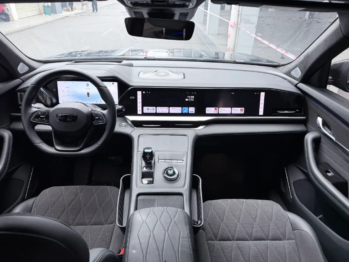 2025 Geely Monjaro 2.0T 238HP L4 8AT,autocango,china used car exporter,china ev exporter,chinese used car exporter,chinese used ev exporter