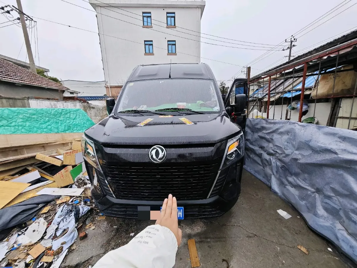 2021 DongFeng DFAC YuFeng 2.0T 127HP L4 6MT,autocango,china used car exporter,china ev exporter,chinese used car exporter,chinese used ev exporter