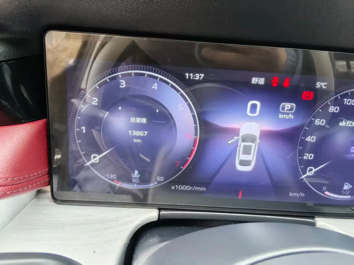 2025 HongQi H5 2.0T 224HP L4 8AT,autocango,china used car exporter,china ev exporter,chinese used car exporter,chinese used ev exporter