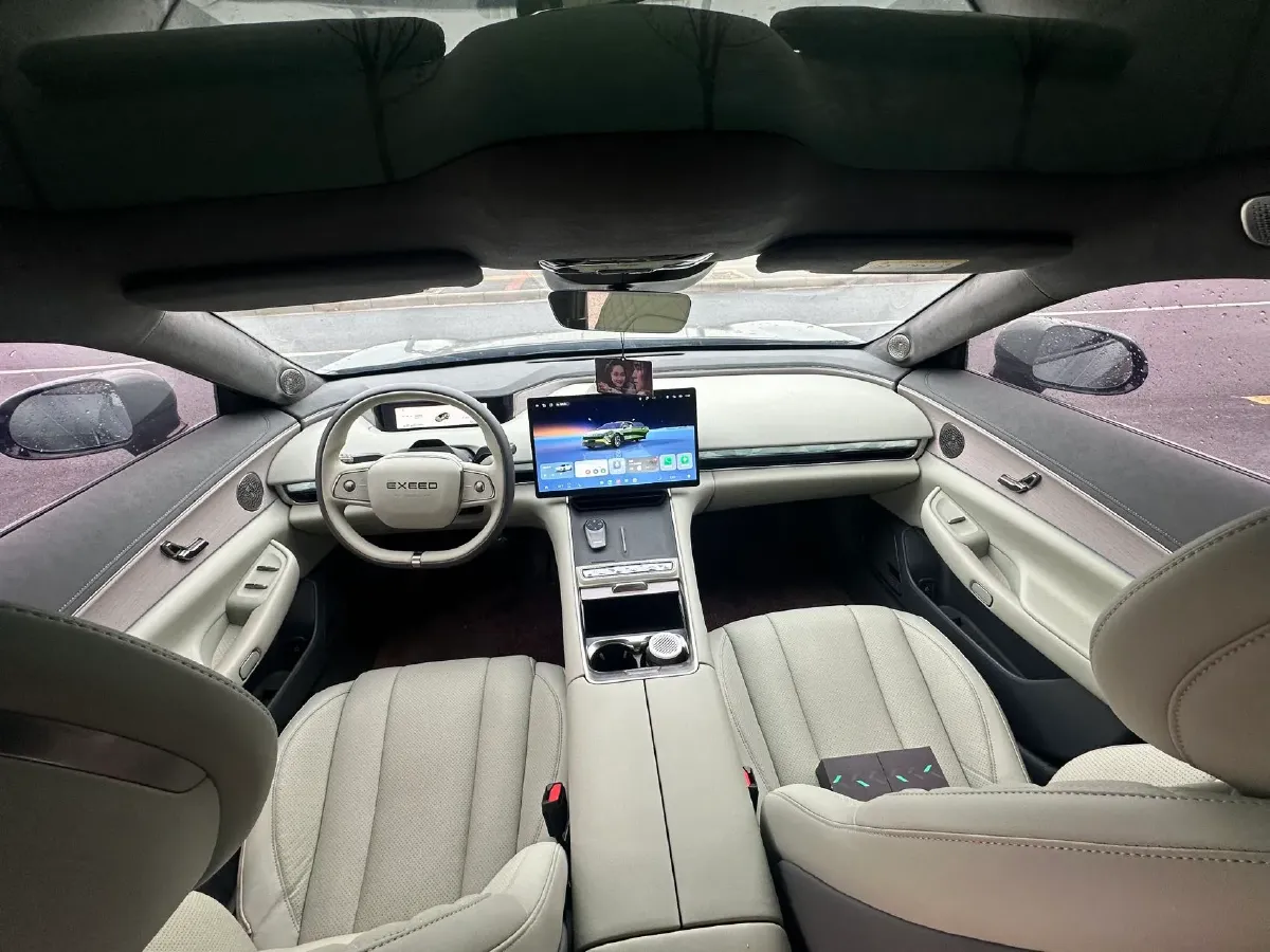 2025 Exceed Sterra ES REEV 156HP REEV 34.7KWH,autocango,china used car exporter,china ev exporter,chinese used car exporter,chinese used ev exporter