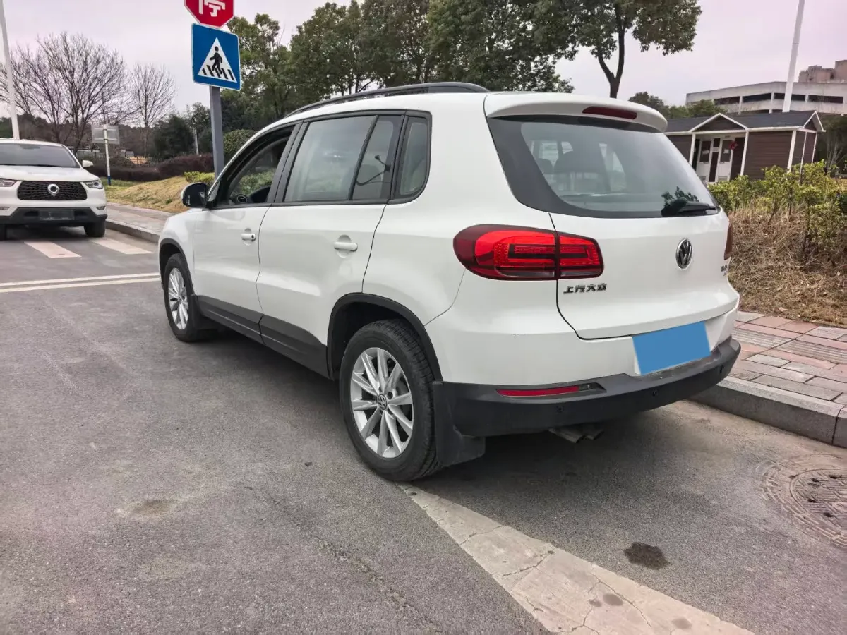 2016 Volkswagen Touran 1.4T 150HP L4 7DCT,autocango,china used car exporter,china ev exporter,chinese used car exporter,chinese used ev exporter