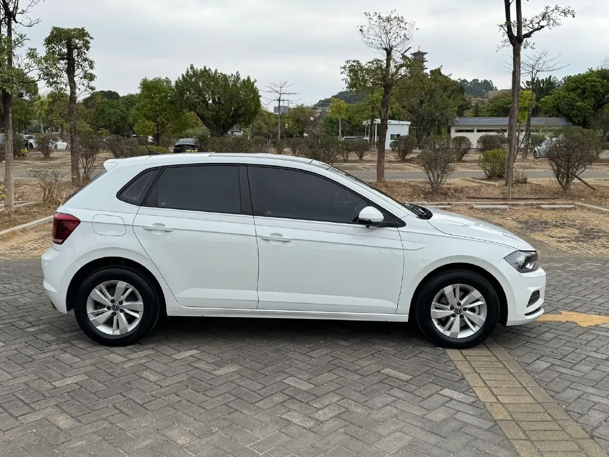 2023 Volkswagen Polo 1.5L 113HP L4 6AT,autocango,china used car exporter,china ev exporter,chinese used car exporter,chinese used ev exporter