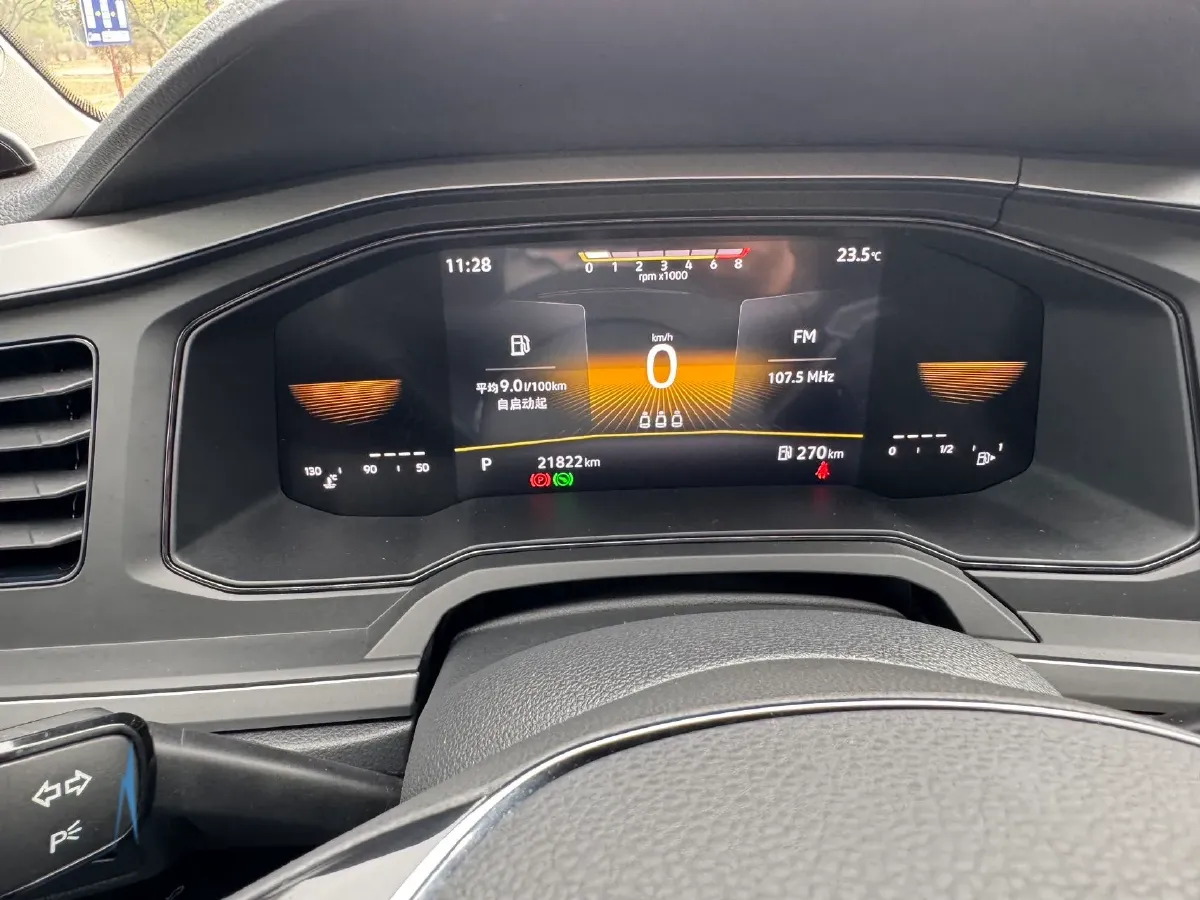 2023 Volkswagen Polo 1.5L 113HP L4 6AT,autocango,china used car exporter,china ev exporter,chinese used car exporter,chinese used ev exporter