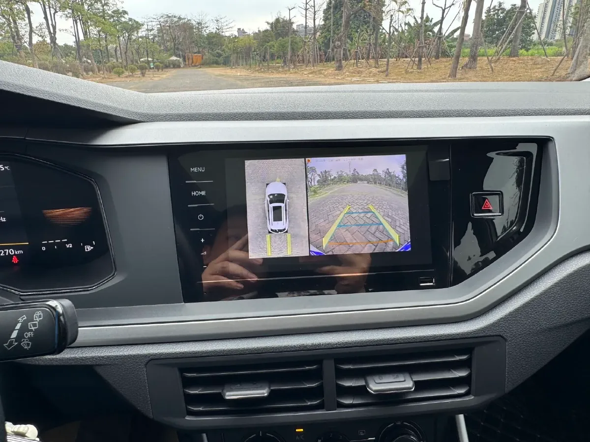 2023 Volkswagen Polo 1.5L 113HP L4 6AT,autocango,china used car exporter,china ev exporter,chinese used car exporter,chinese used ev exporter