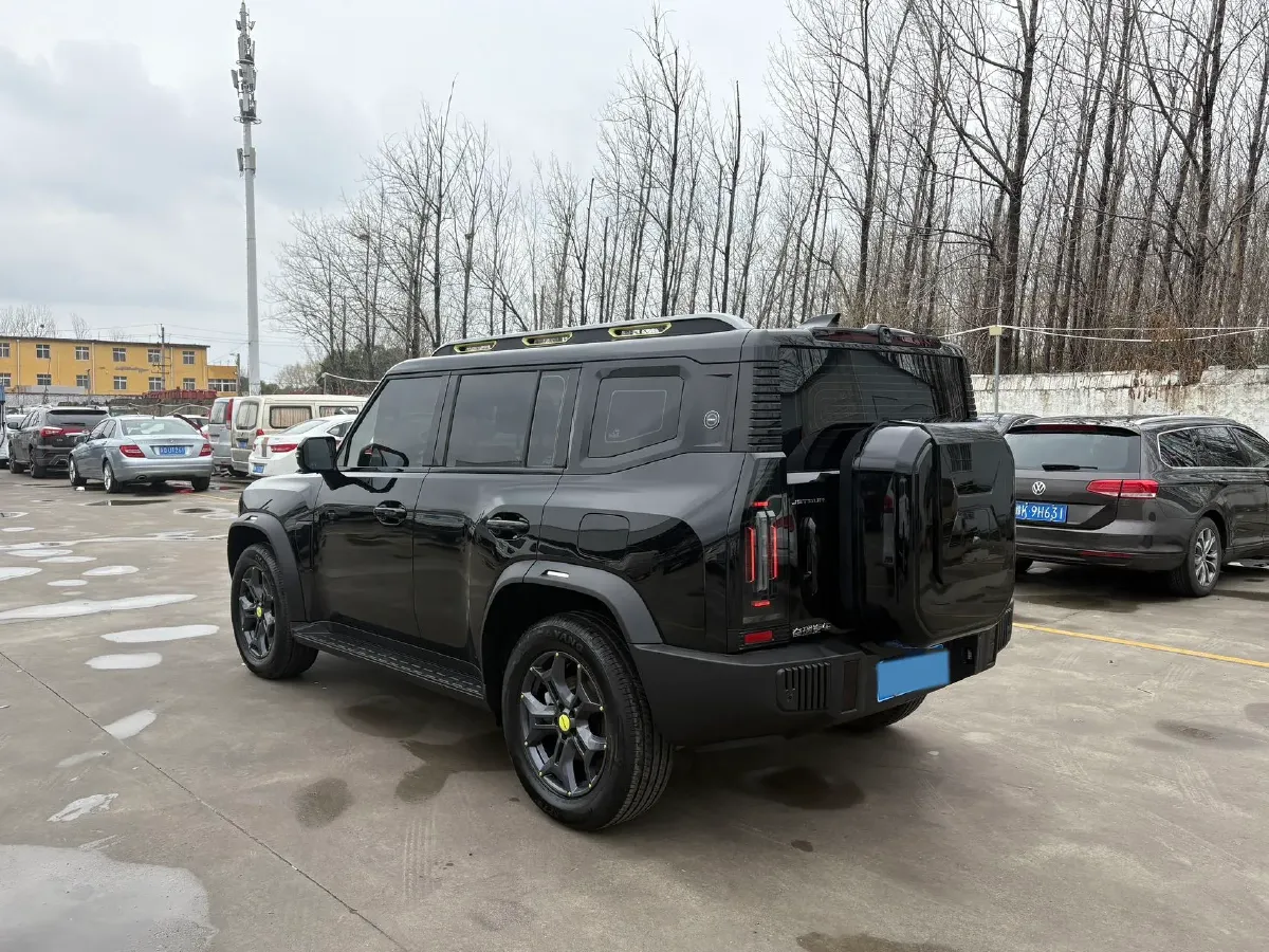 2023 Jetour Traveller 2.0T 254HP L4 7DCT,autocango,china used car exporter,china ev exporter,chinese used car exporter,chinese used ev exporter