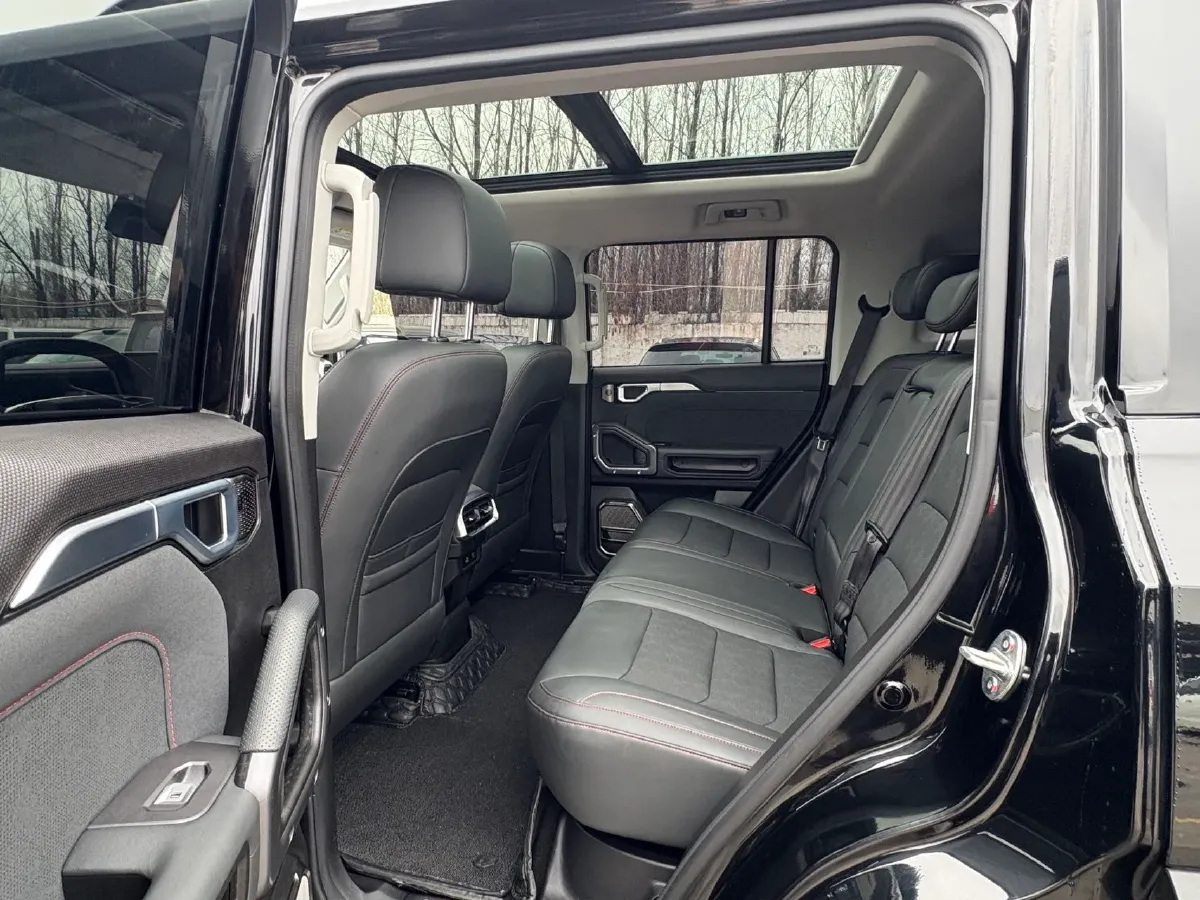 2023 Jetour Traveller 2.0T 254HP L4 7DCT,autocango,china used car exporter,china ev exporter,chinese used car exporter,chinese used ev exporter