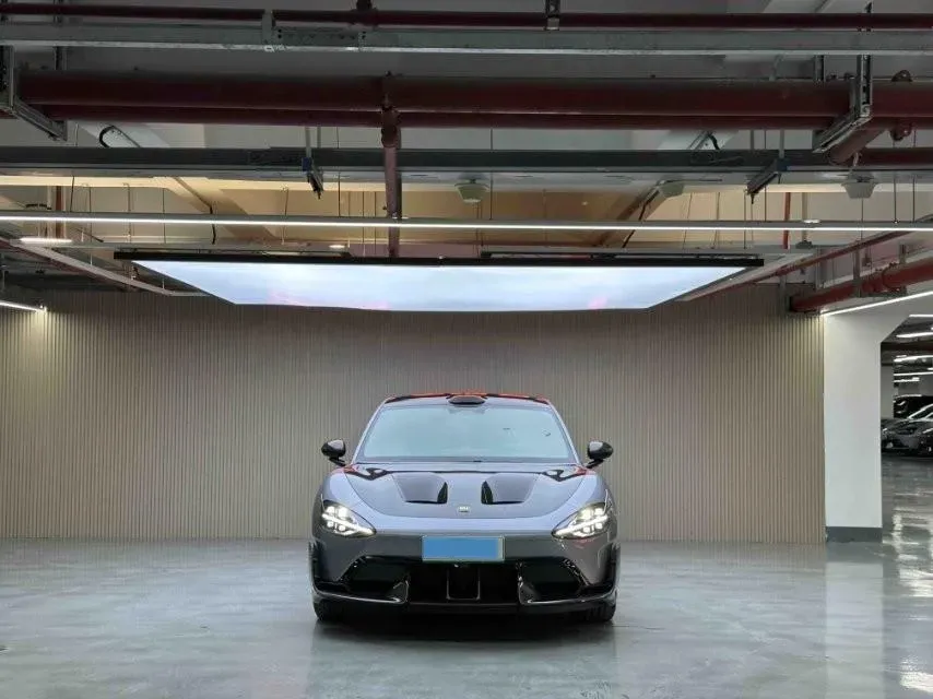 2025 MI SU7 Ultra BEV 93.7KWH,autocango,china used car exporter,china ev exporter,chinese used car exporter,chinese used ev exporter