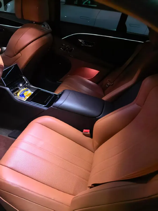 2024 Bentley Flying Spur 4.0T 549HP V8 8DCT,autocango,china used car exporter,china ev exporter,chinese used car exporter,chinese used ev exporter