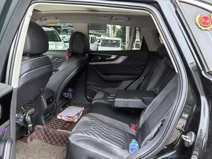 2022 HongQi HS5 2.0T 224HP L4 6AT,autocango,china used car exporter,china ev exporter,chinese used car exporter,chinese used ev exporter