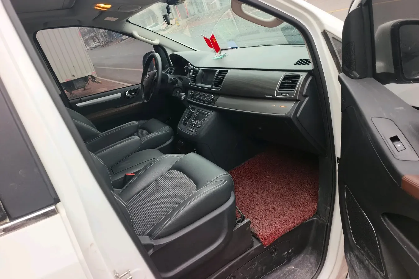 2019 MAXUS G10 2.0T 218HP L4 6AT,autocango,china used car exporter,china ev exporter,chinese used car exporter,chinese used ev exporter