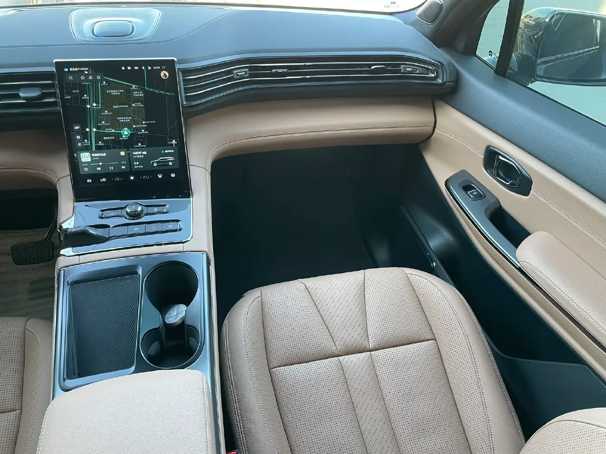 2020 NIO ES8 BEV 84KWH,autocango,china used car exporter,china ev exporter,chinese used car exporter,chinese used ev exporter