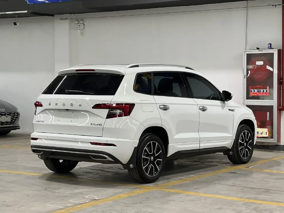 2023 Skoda Karoq 1.4T 150HP L4 7DCT,autocango,china used car exporter,china ev exporter,chinese used car exporter,chinese used ev exporter