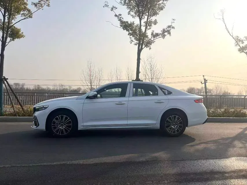 2026 Geely Preface 1.5T 181HP L4 7DCT,autocango,china used car exporter,china ev exporter,chinese used car exporter,chinese used ev exporter