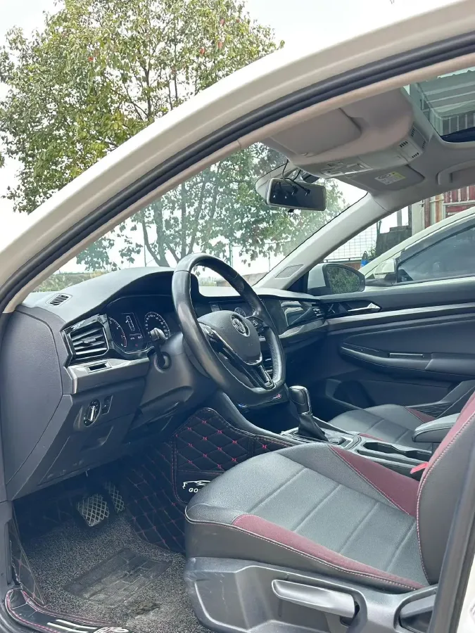 2020 Volkswagen Bora 1.5L 113HP L4 6AT,autocango,china used car exporter,china ev exporter,chinese used car exporter,chinese used ev exporter