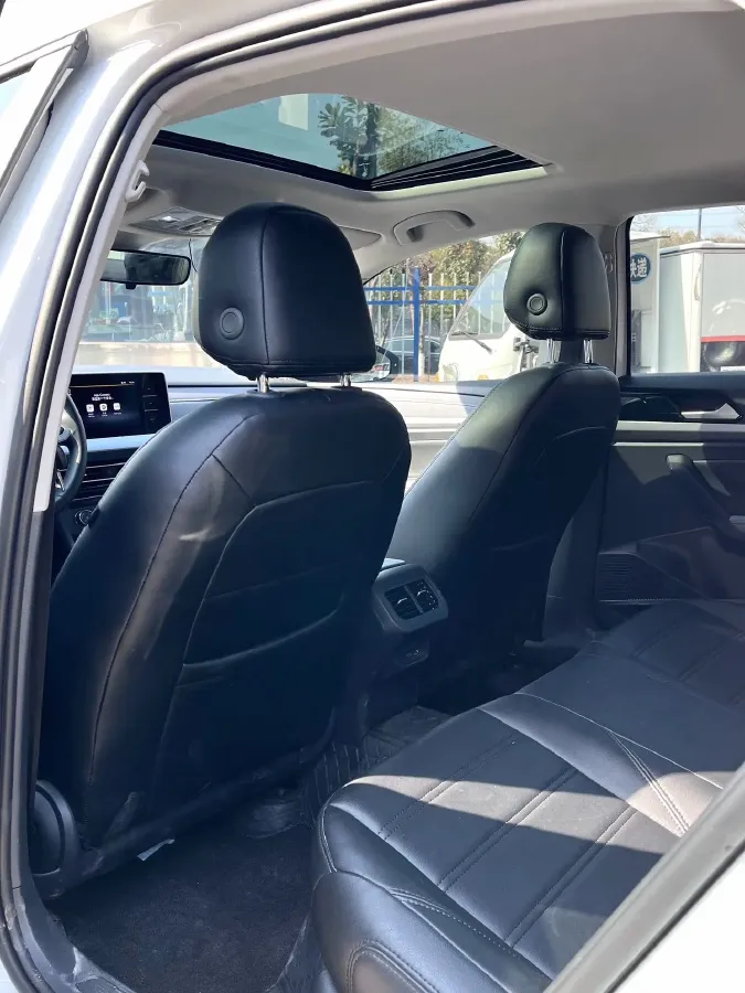 2023 Volkswagen Lavida 1.5T 160HP L4 7DCT,autocango,china used car exporter,china ev exporter,chinese used car exporter,chinese used ev exporter