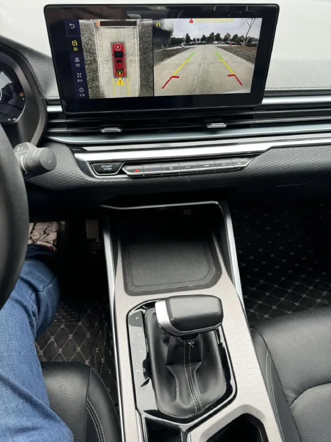 2022 Geely Emgrand 1.5L 114HP L4 CVT,autocango,china used car exporter,china ev exporter,chinese used car exporter,chinese used ev exporter