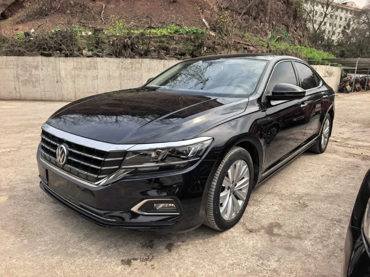 2019 Volvo V40 1.5T 152HP L4 6AT,autocango,china used car exporter,china ev exporter,chinese used car exporter,chinese used ev exporter