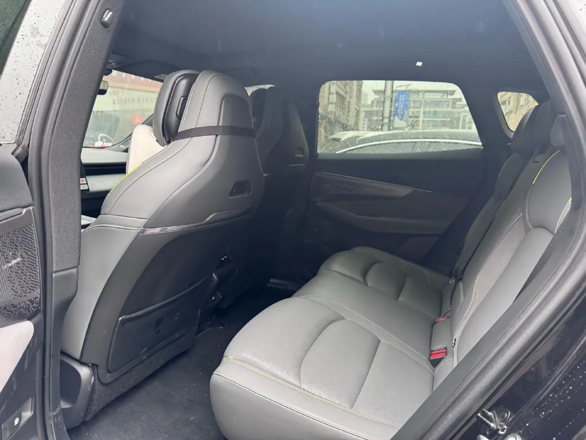 2023 LYNK&CO 08 EM-P 1.5T 163HP L4 3DHT PHEV 21.2KWH,autocango,china used car exporter,china ev exporter,chinese used car exporter,chinese used ev exporter