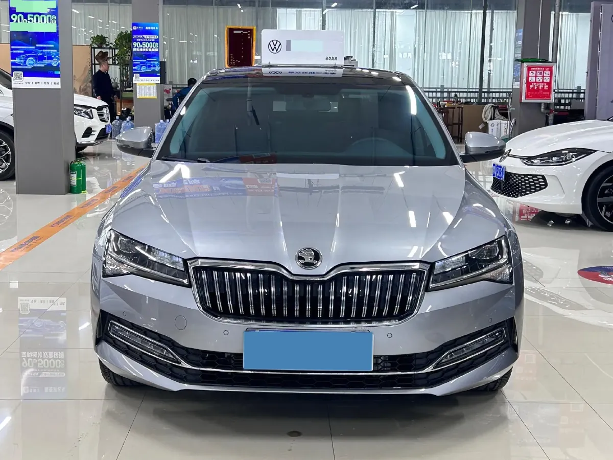 2023 Skoda Superb 1.4T 150HP L4 7DCT,autocango,china used car exporter,china ev exporter,chinese used car exporter,chinese used ev exporter