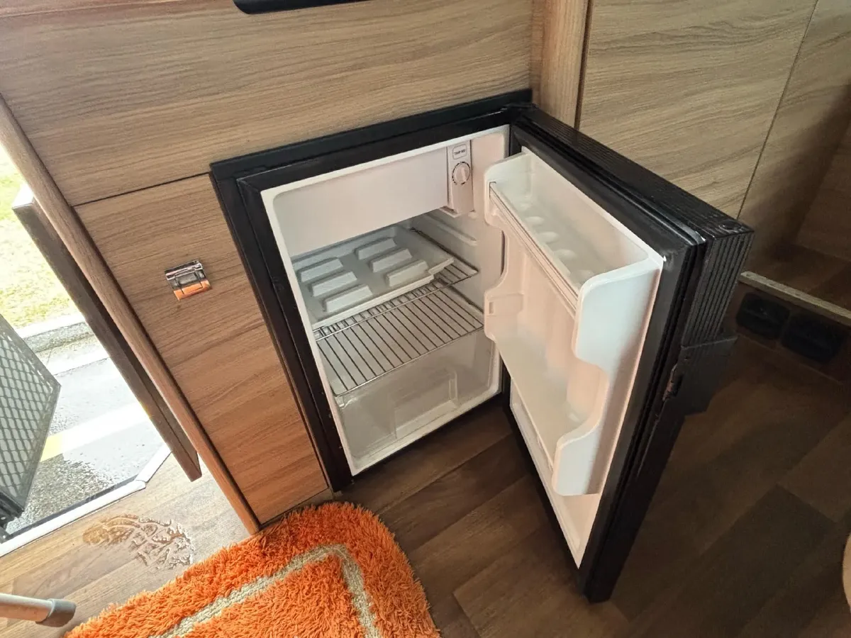 2020 MAXUS XinTu V80 2.0T 139HP L4 6MT,autocango,china used car exporter,china ev exporter,chinese used car exporter,chinese used ev exporter