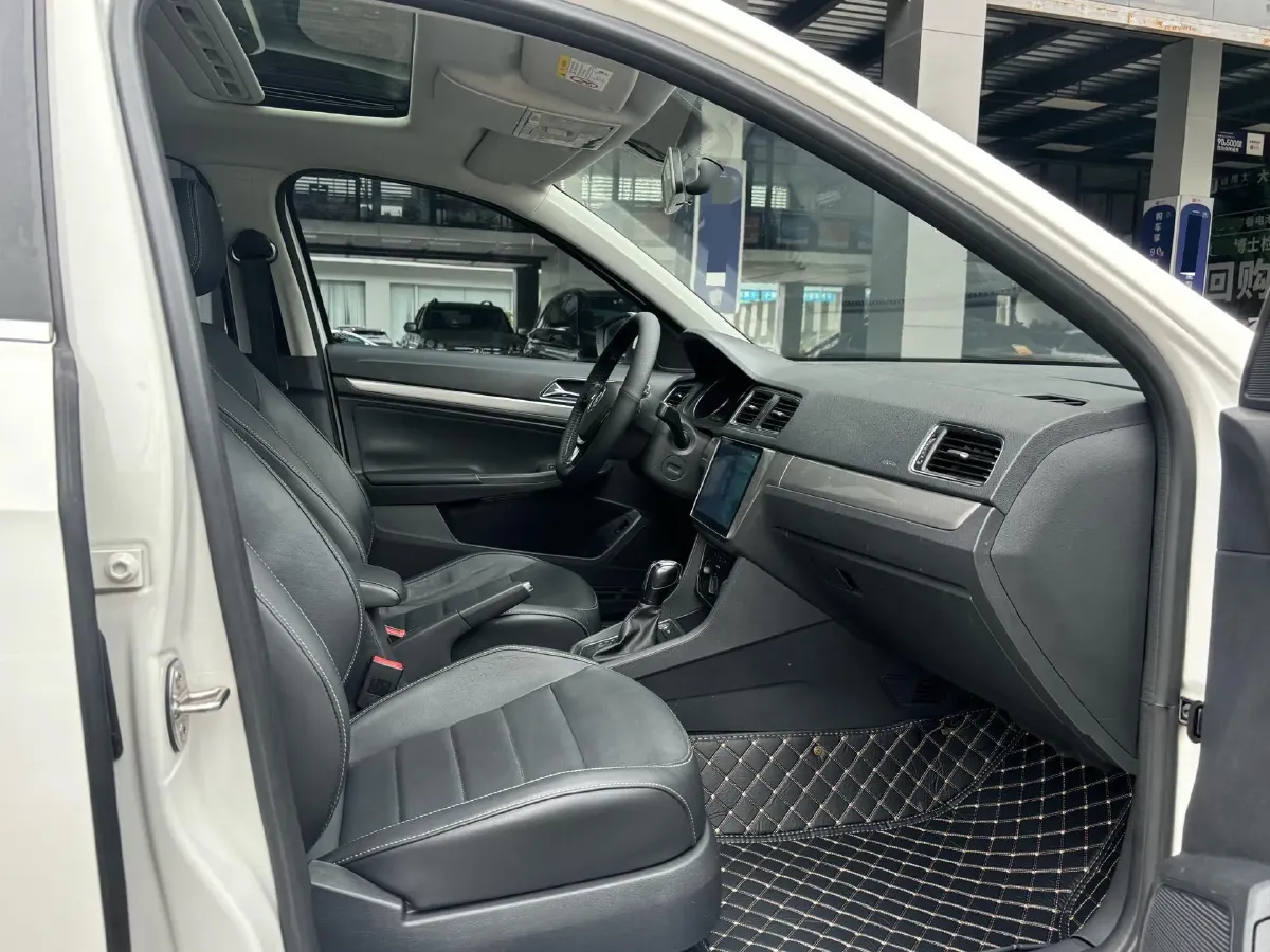 2017 Buick Excelle 1.5L 114HP L4 6AT,autocango,china used car exporter,china ev exporter,chinese used car exporter,chinese used ev exporter