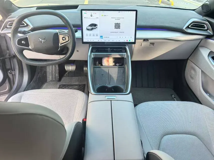 2024 ARCFOX αT5 BEV 79.2KWH,autocango,china used car exporter,china ev exporter,chinese used car exporter,chinese used ev exporter