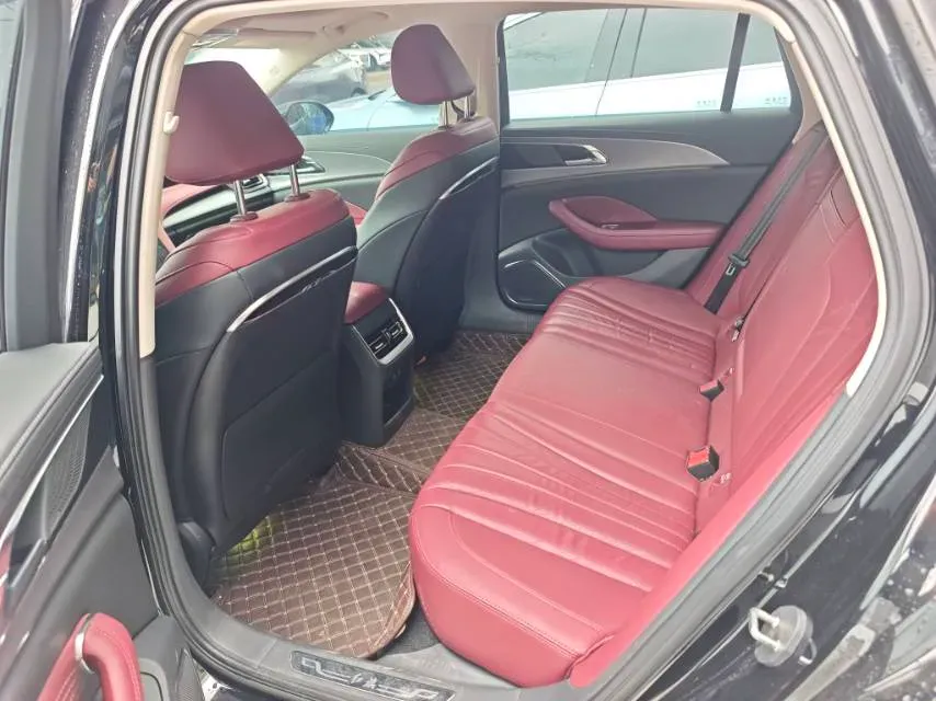 2024 HongQi H5 2.0T 224HP L4 8AT,autocango,china used car exporter,china ev exporter,chinese used car exporter,chinese used ev exporter