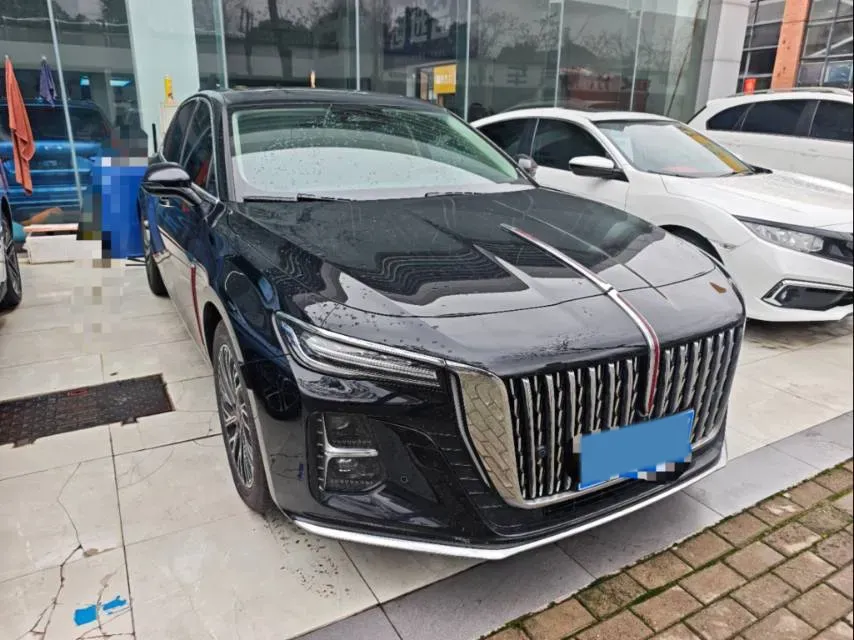 2024 HongQi H5 2.0T 224HP L4 8AT,autocango,china used car exporter,china ev exporter,chinese used car exporter,chinese used ev exporter