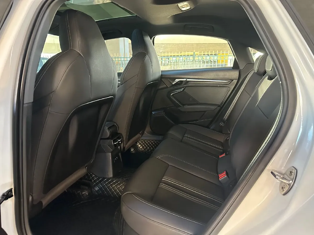 2022 Audi A3 1.4T 150HP L4 7DCT,autocango,china used car exporter,china ev exporter,chinese used car exporter,chinese used ev exporter