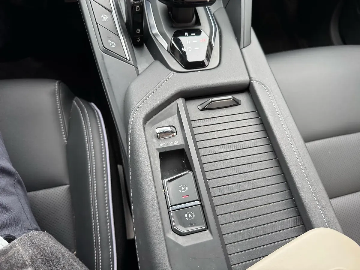 2022 LYNK&CO 02 1.5T 180HP L3 7DCT,autocango,china used car exporter,china ev exporter,chinese used car exporter,chinese used ev exporter