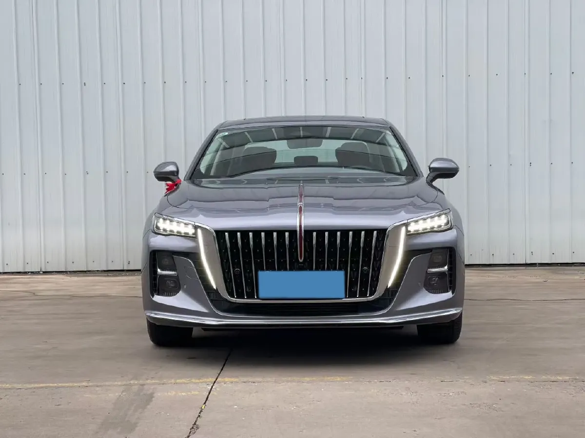 2025 HongQi H5 1.5T 169HP L4 1DHT Hybrid,autocango,china used car exporter,china ev exporter,chinese used car exporter,chinese used ev exporter