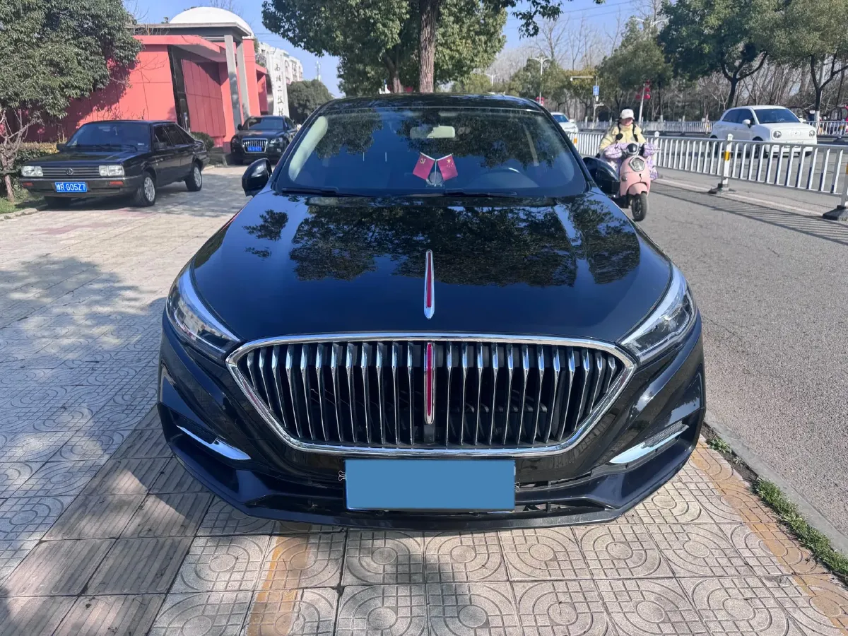 2020 HongQi H5 1.5T 169HP L4 7DCT,autocango,china used car exporter,china ev exporter,chinese used car exporter,chinese used ev exporter