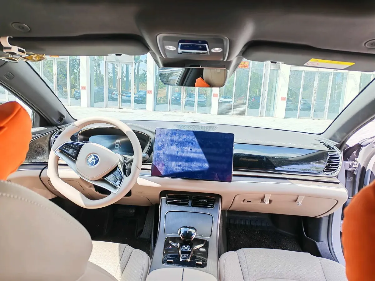 2025 BYD Han 1.5T 156HP L4 E-CVT PHEV,autocango,china used car exporter,china ev exporter,chinese used car exporter,chinese used ev exporter