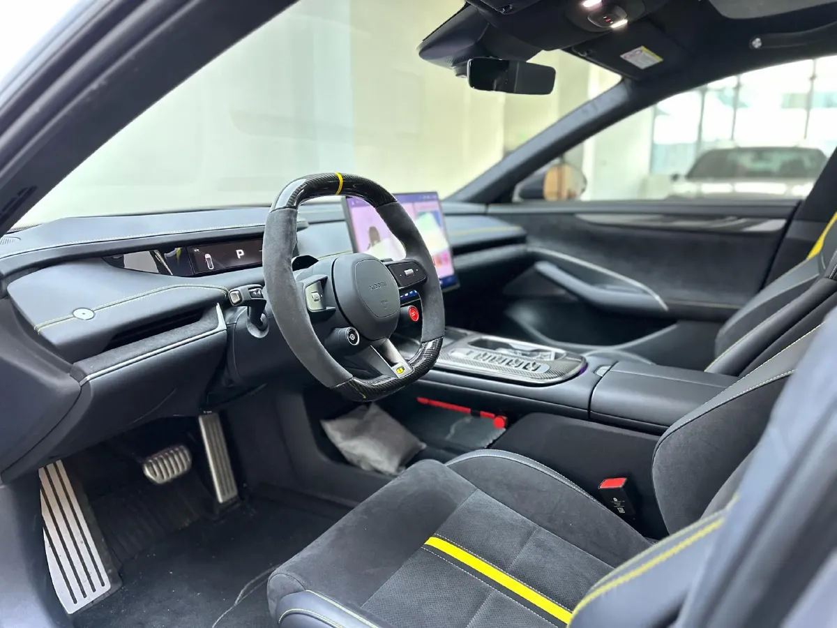 2025 MI SU7 Ultra BEV 93.7KWH,autocango,china used car exporter,china ev exporter,chinese used car exporter,chinese used ev exporter