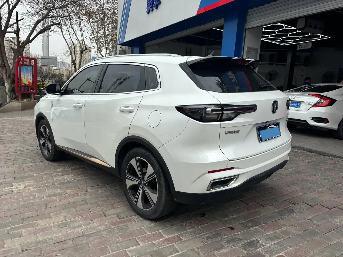 2022 ChangAn CS55 Plus 1.5T 180HP L4 7DCT,autocango,china used car exporter,china ev exporter,chinese used car exporter,chinese used ev exporter