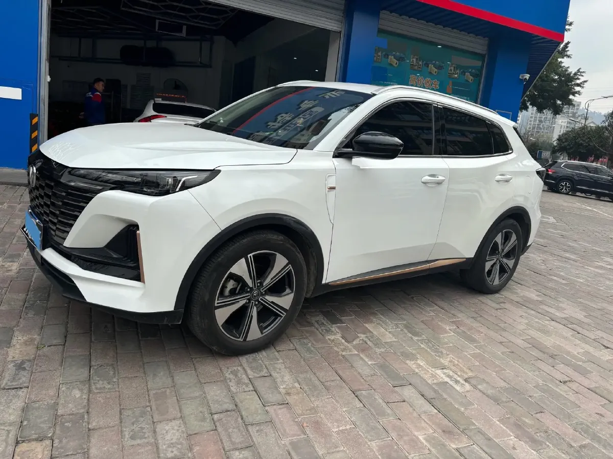 2022 ChangAn CS55 Plus 1.5T 180HP L4 7DCT,autocango,china used car exporter,china ev exporter,chinese used car exporter,chinese used ev exporter