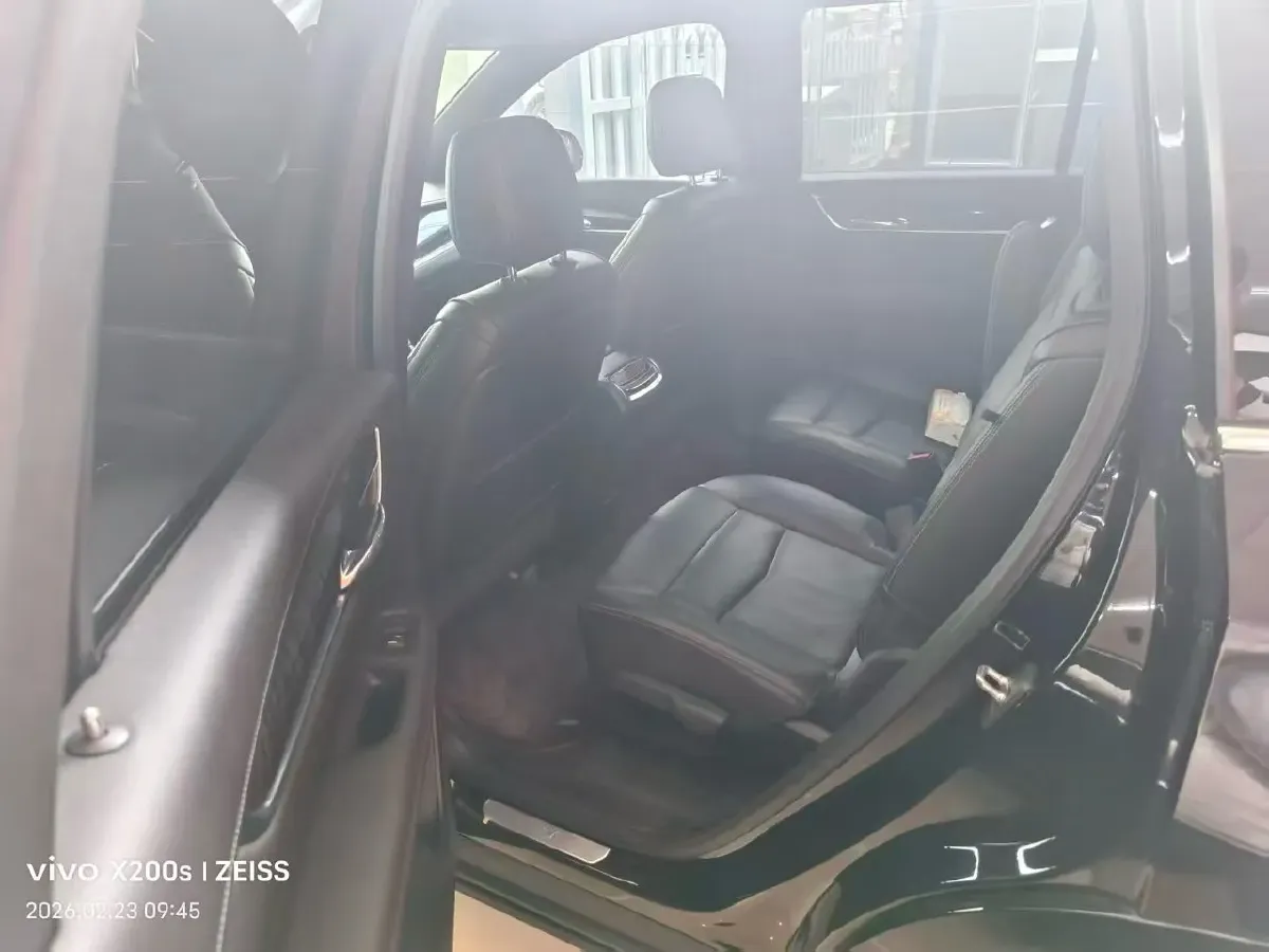 2022 Cadillac XT6 2.0T 237HP L4 9AT,autocango,china used car exporter,china ev exporter,chinese used car exporter,chinese used ev exporter