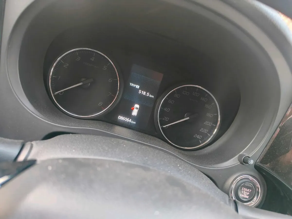 2019 Mitsubishi Outlander 2.0L 166HP L4 CVT,autocango,china used car exporter,china ev exporter,chinese used car exporter,chinese used ev exporter