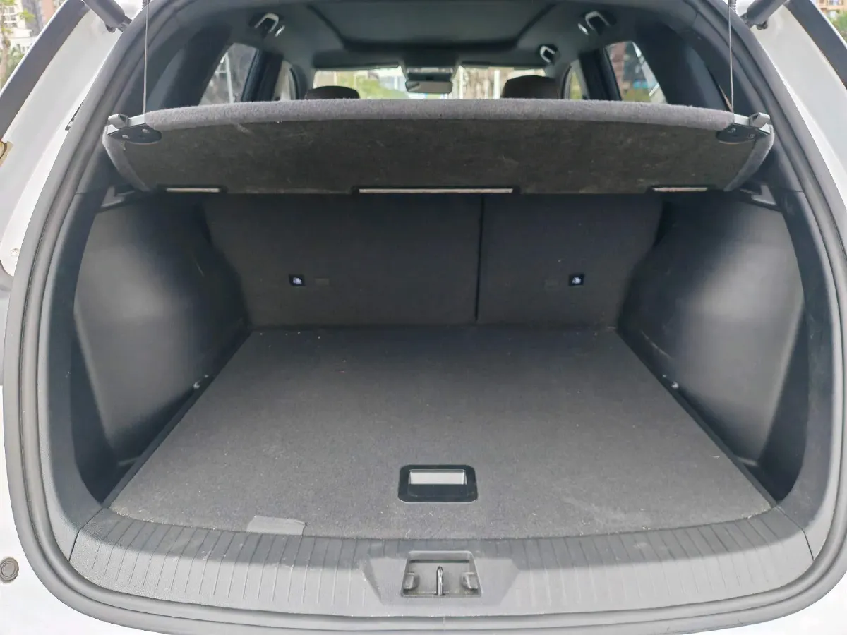 2022 Geely JiaJi 1.5T 177HP L3 7DCT PHEV 15.5KWH,autocango,china used car exporter,china ev exporter,chinese used car exporter,chinese used ev exporter