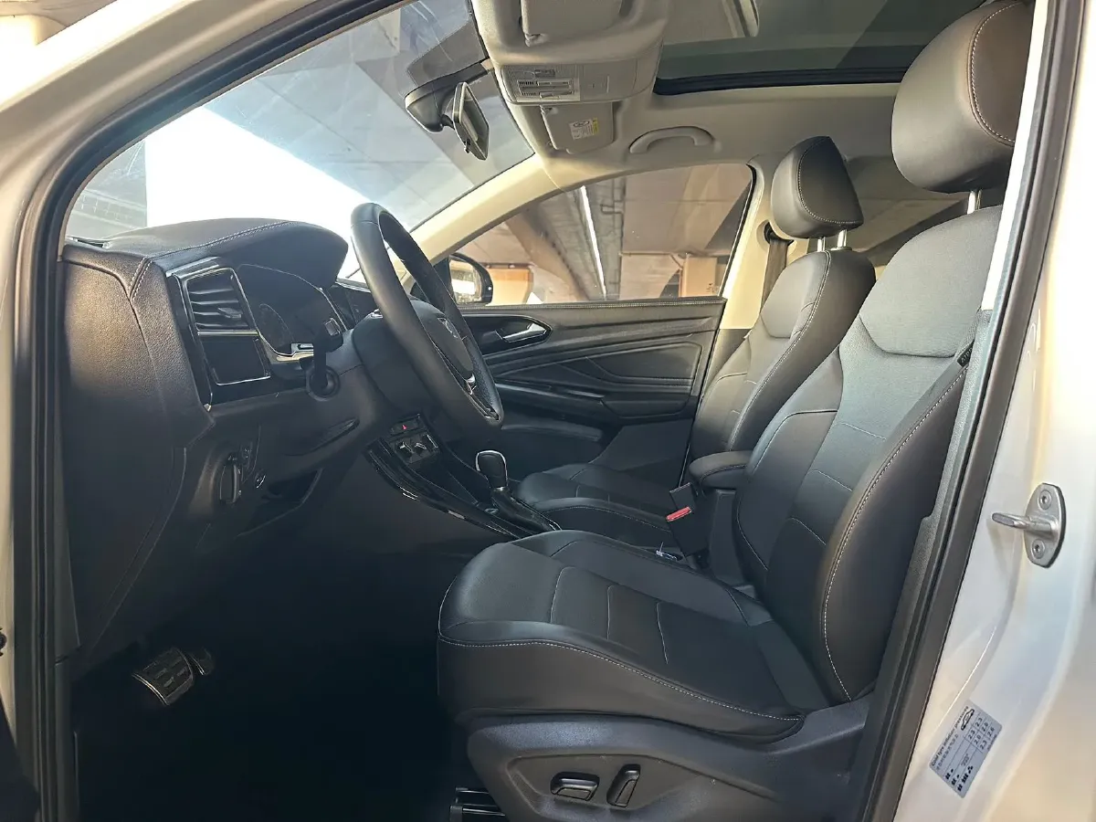 2021 Jetta VS7 1.4T 150HP L4 6AT,autocango,china used car exporter,china ev exporter,chinese used car exporter,chinese used ev exporter