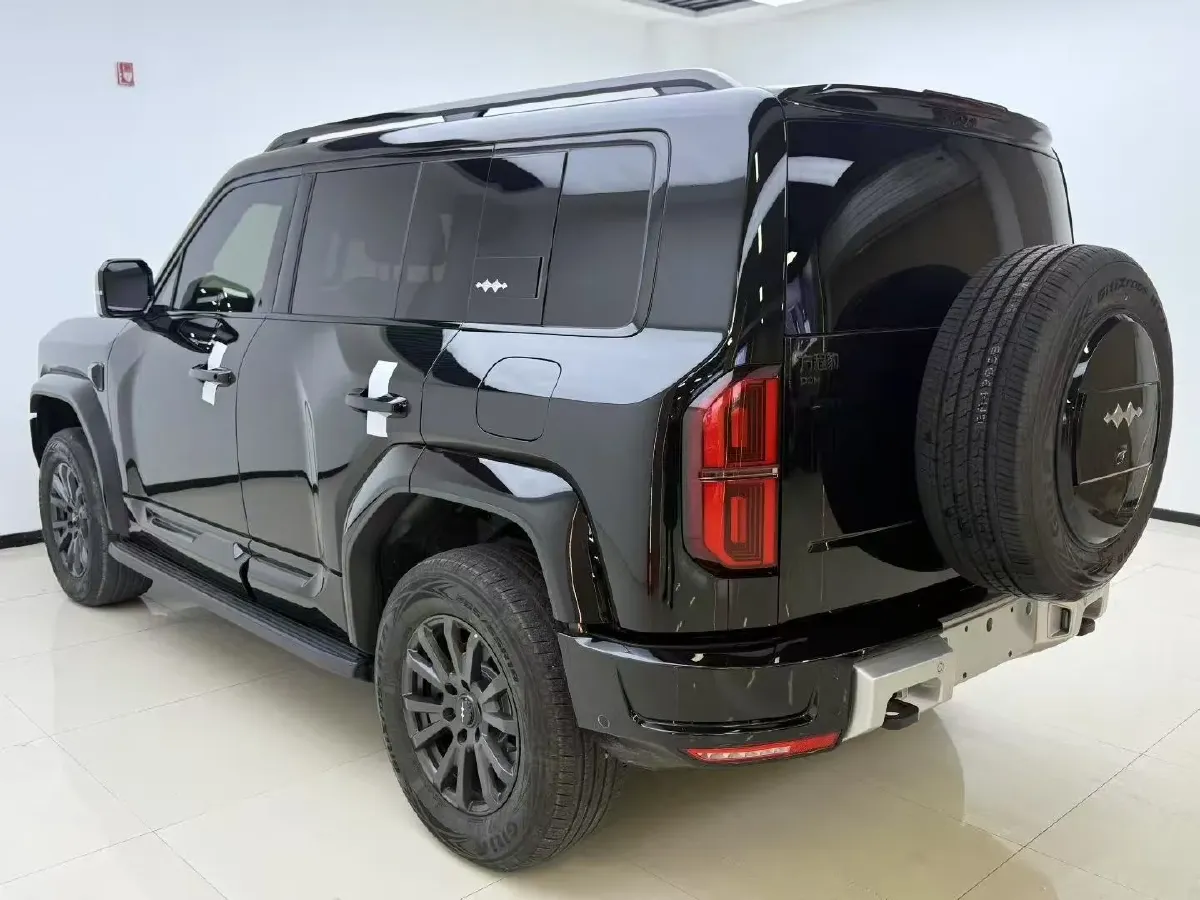 2025 FangChengBao Bao 5 1.5T 194HP L4 E-CVT PHEV 31.8KWH,autocango,china used car exporter,china ev exporter,chinese used car exporter,chinese used ev exporter