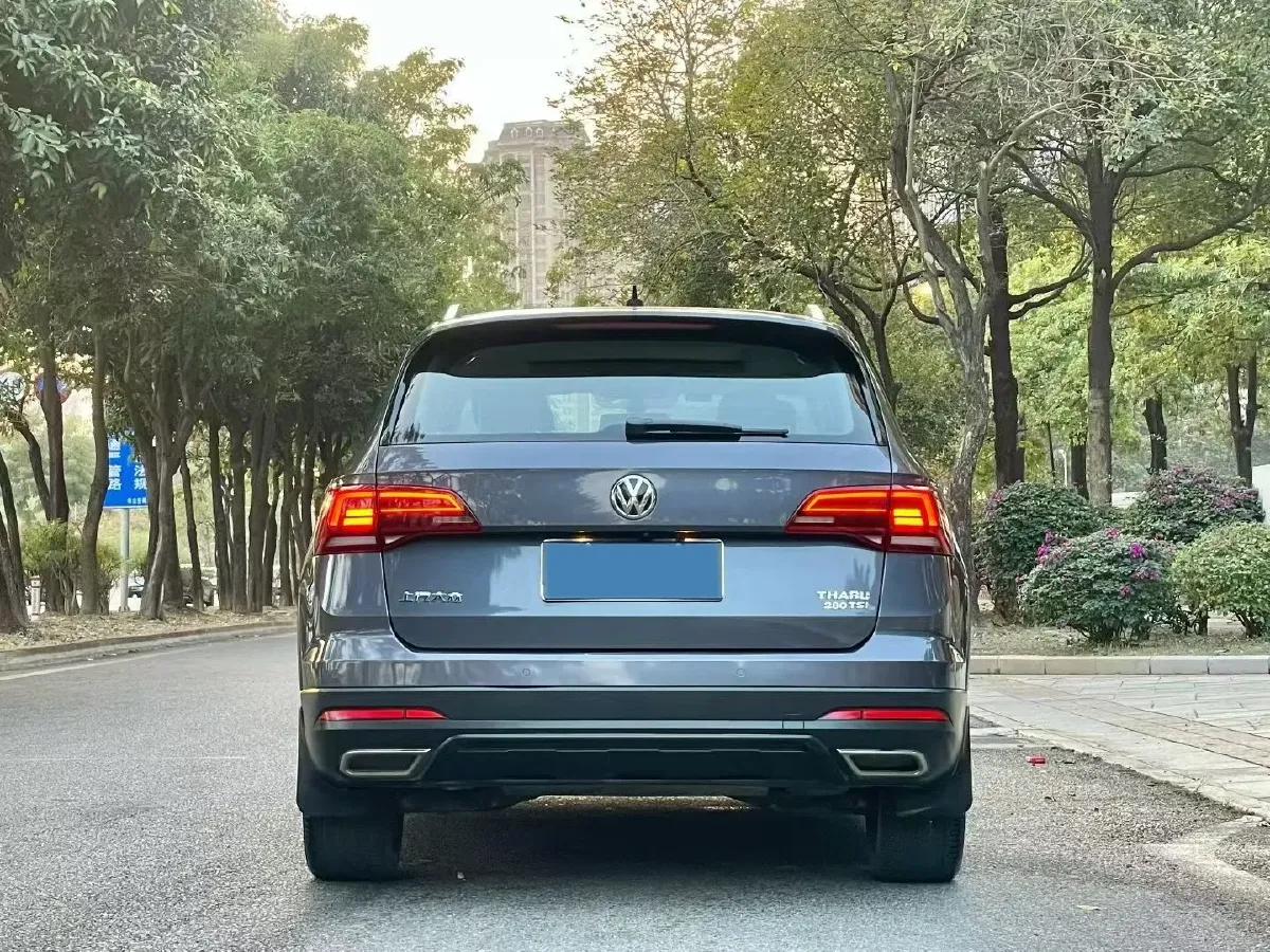 2019 MINI MINI 1.5T 102HP L3 7DCT,autocango,china used car exporter,china ev exporter,chinese used car exporter,chinese used ev exporter