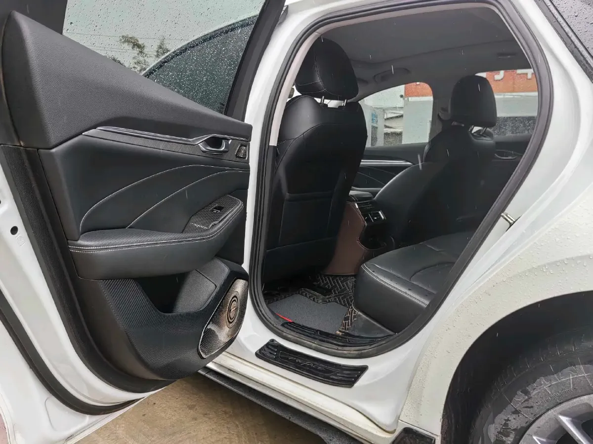 2021 Geely Preface 2.0T 190HP L4 7DCT,autocango,china used car exporter,china ev exporter,chinese used car exporter,chinese used ev exporter