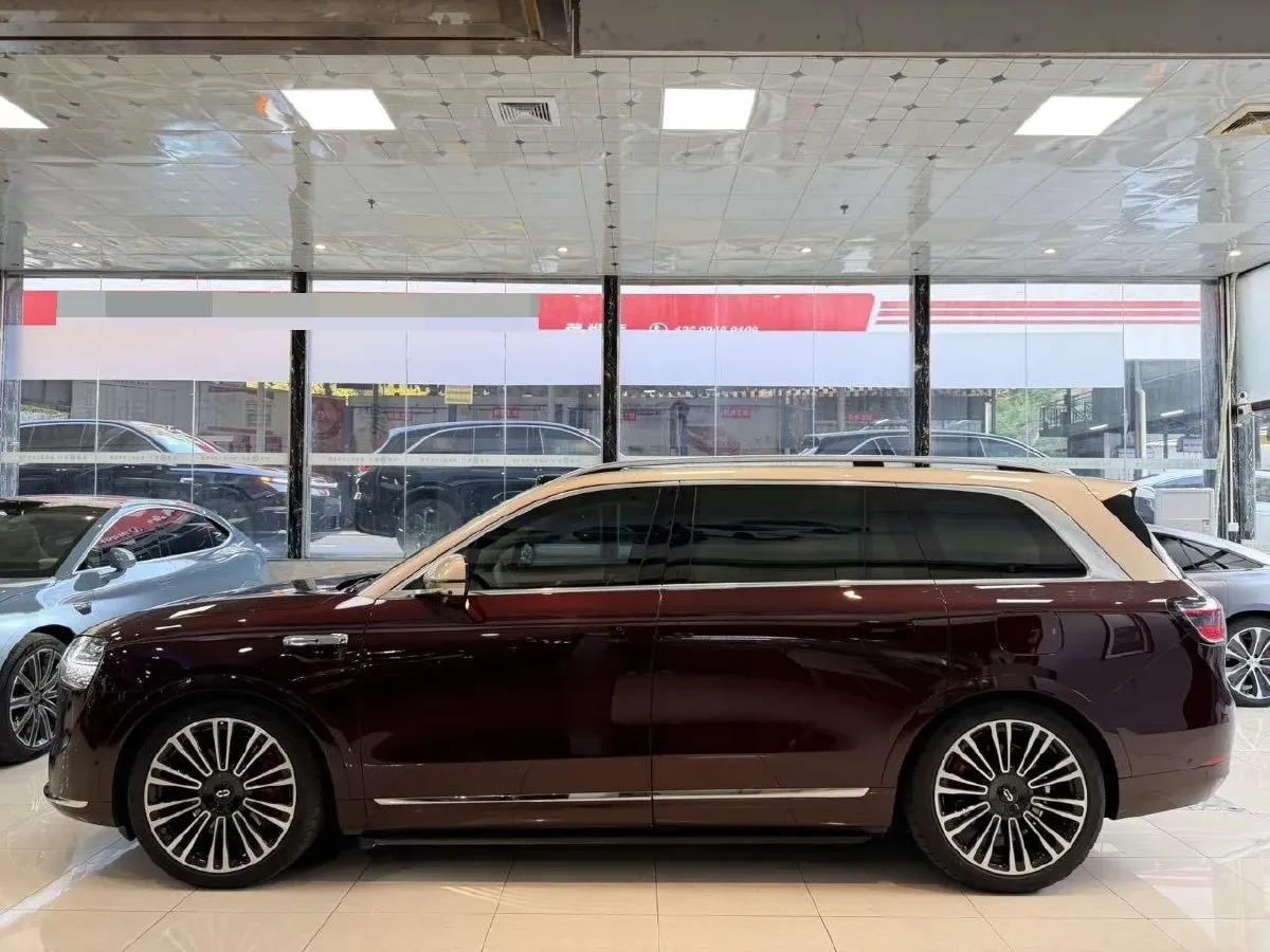 2025 AITO AITO M9 REEV 160HP REEV 52KWH,autocango,china used car exporter,china ev exporter,chinese used car exporter,chinese used ev exporter