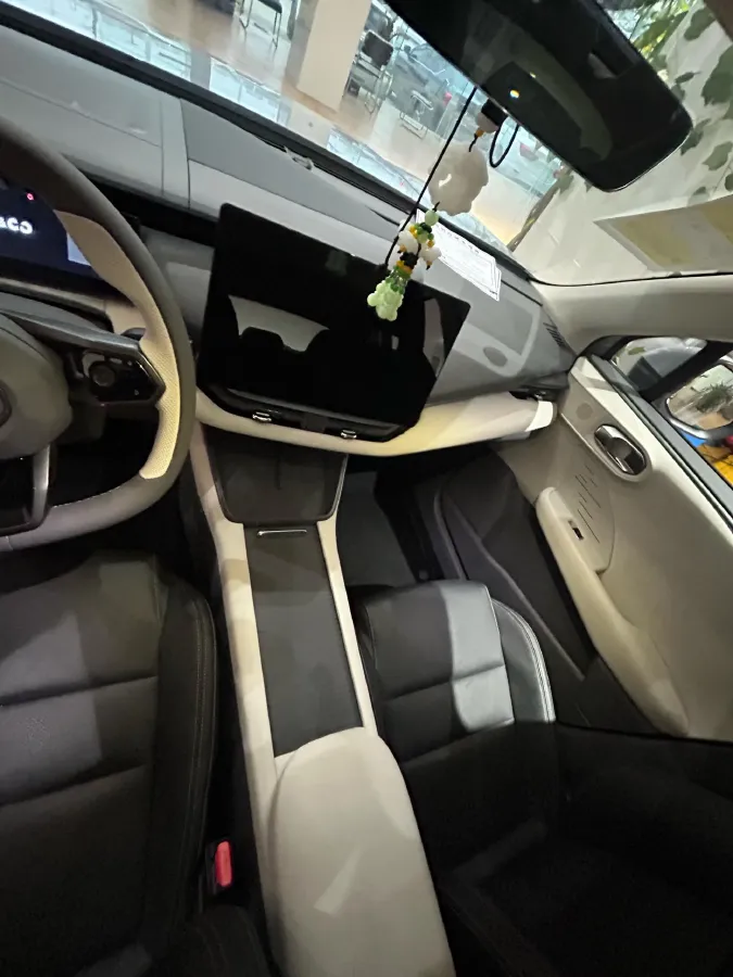 2023 LYNK&CO 06 EM-P 1.5L 120HP L4 3DHT PHEV 9.11KWH,autocango,china used car exporter,china ev exporter,chinese used car exporter,chinese used ev exporter