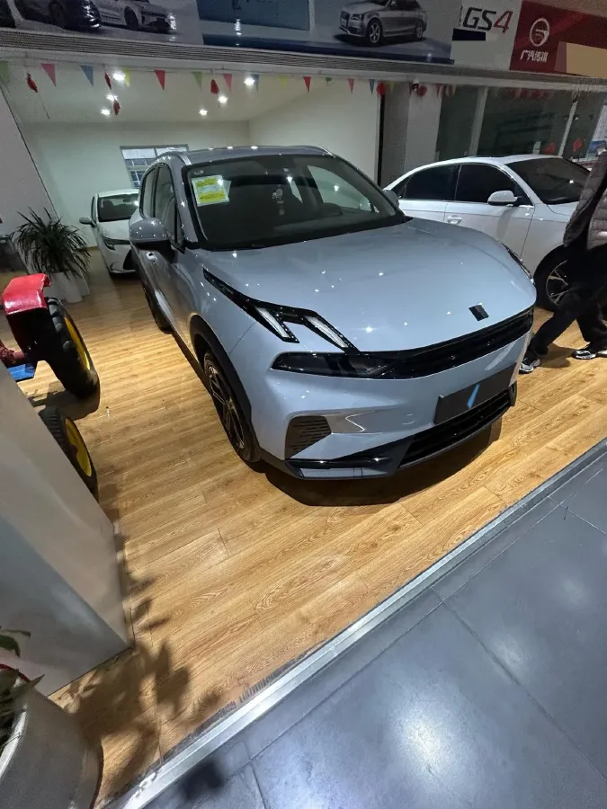2023 LYNK&CO 06 EM-P 1.5L 120HP L4 3DHT PHEV 9.11KWH,autocango,china used car exporter,china ev exporter,chinese used car exporter,chinese used ev exporter
