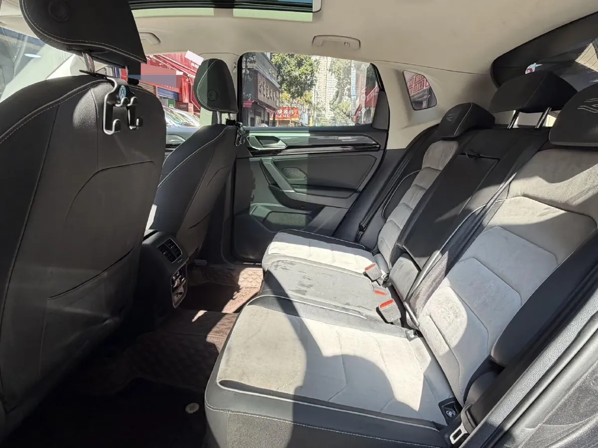 2020 Volkswagen Tayron X 2.0T 186HP L4 7DCT,autocango,china used car exporter,china ev exporter,chinese used car exporter,chinese used ev exporter