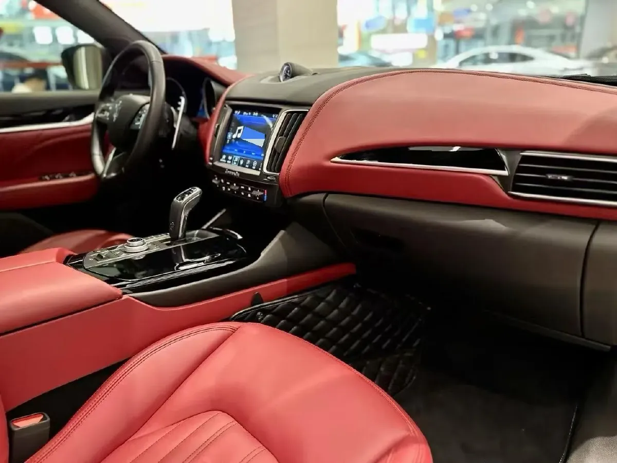 2019 Maserati Levante 3.0T 350HP V6 8AT,autocango,china used car exporter,china ev exporter,chinese used car exporter,chinese used ev exporter