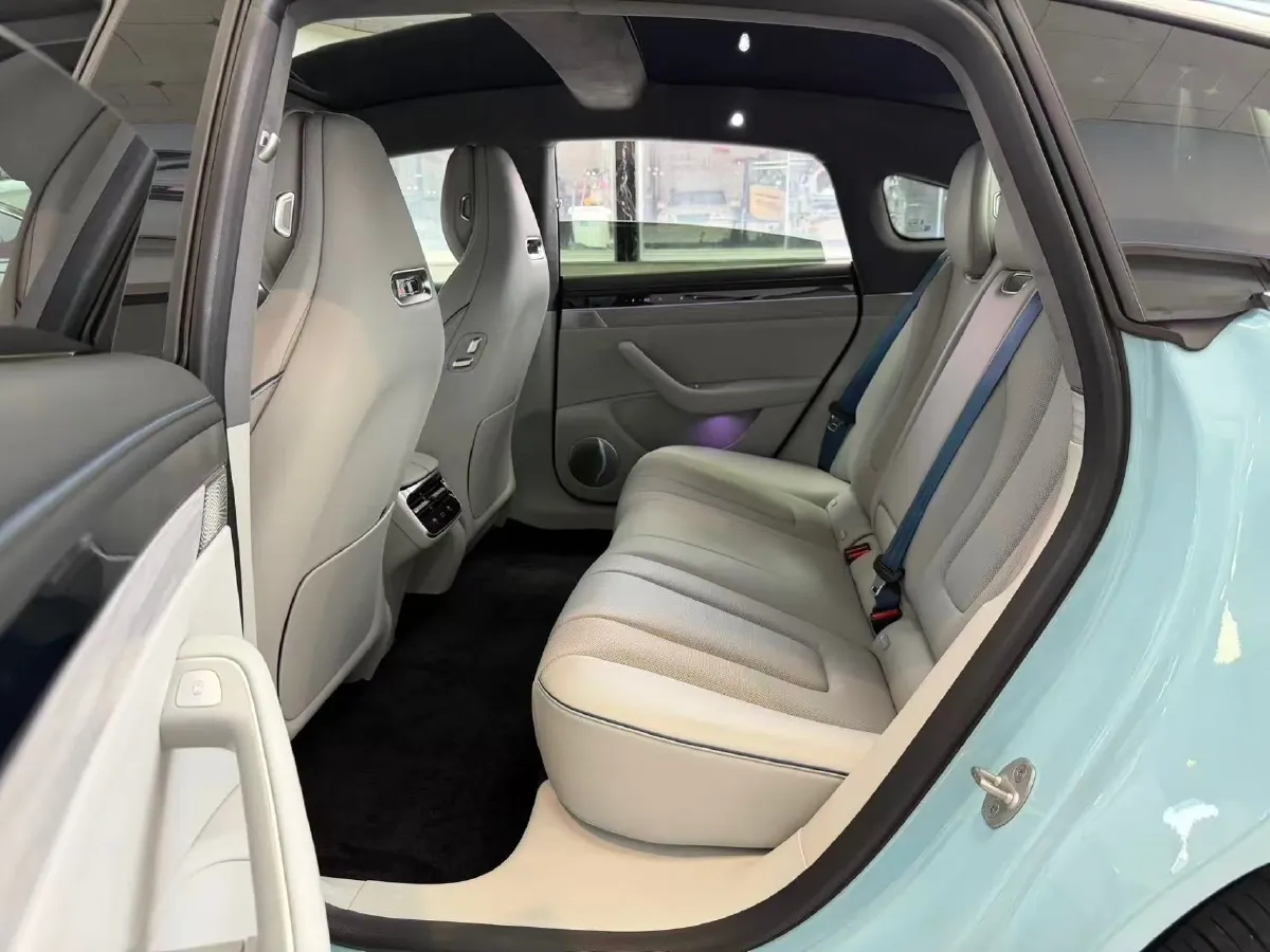 2024 Luxeed S7 BEV 100KWH,autocango,china used car exporter,china ev exporter,chinese used car exporter,chinese used ev exporter